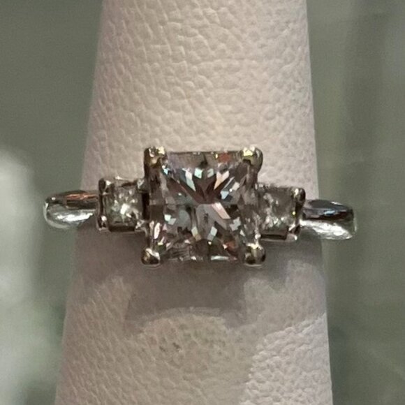 Princess Cut Diamond Engagement Ring 1.62 CT G SI3 Ideal EGL USA White Gold - Picture 2 of 11